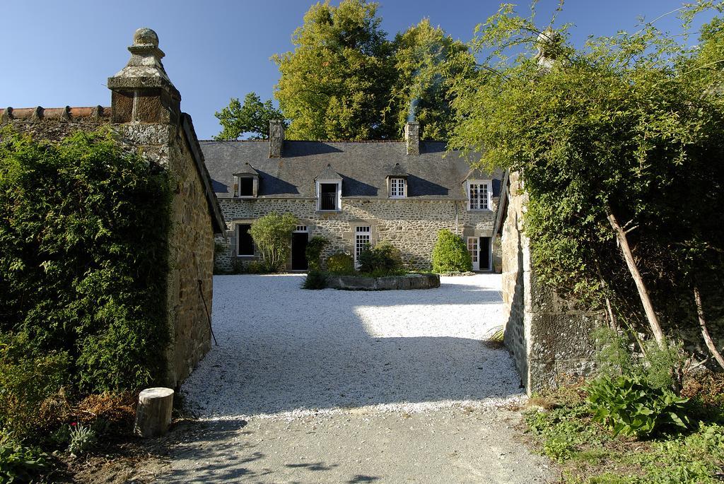 La Grande Sauvagere Bed & Breakfast Saint-Pierre-de-Plesguen Exterior foto