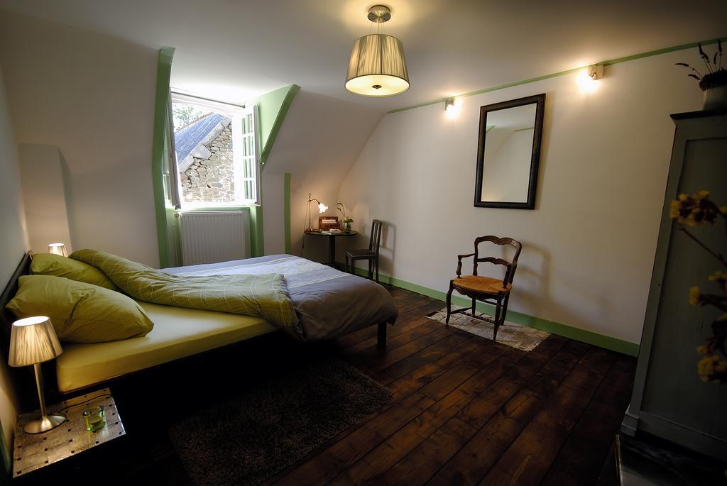 La Grande Sauvagere Bed & Breakfast Saint-Pierre-de-Plesguen Cameră foto