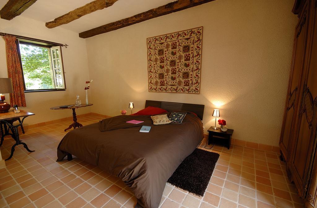La Grande Sauvagere Bed & Breakfast Saint-Pierre-de-Plesguen Cameră foto