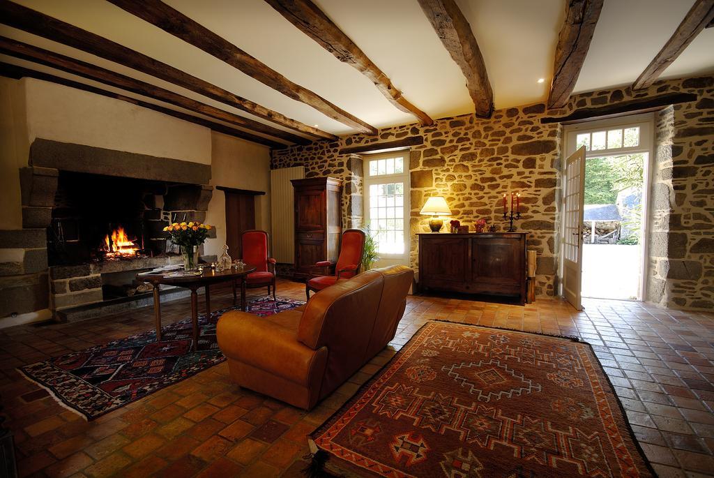 La Grande Sauvagere Bed & Breakfast Saint-Pierre-de-Plesguen Exterior foto